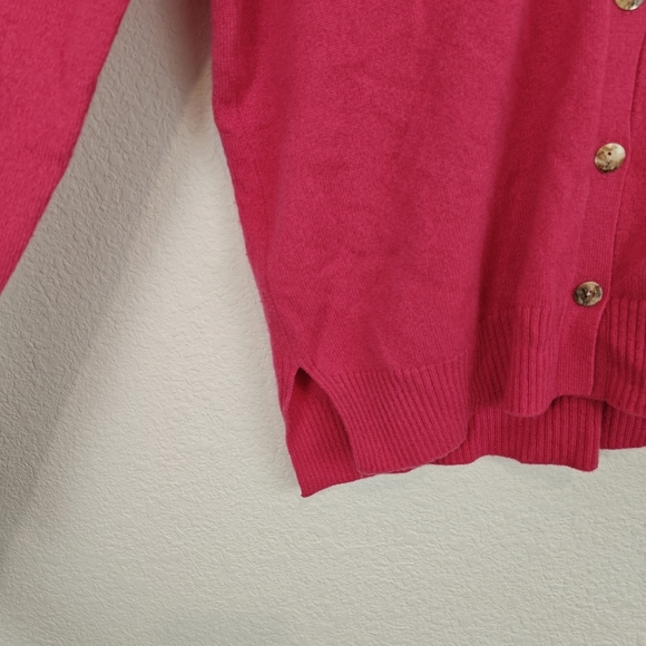 J. Mclaughlin Long Sleeve V-neck 100% Cashmere Button Up Cartigan Size Medium - Picture 7 of 13